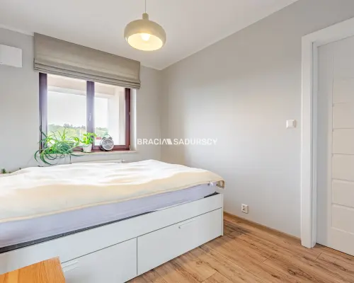 2 pok| balkon| cicha okolica| Wierzyńskiego