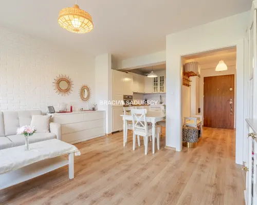 2 pok| balkon| cicha okolica| Wierzyńskiego