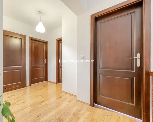Duże dwupoziomowe mieszkanie|5 pokoi| 88,8 m2|