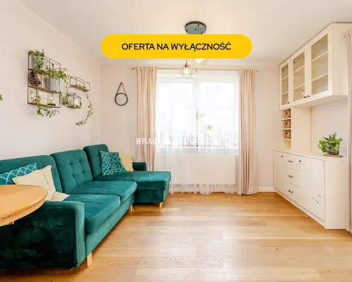 Sosnowiecka | 2 pok. | zielony widok z balkonu
