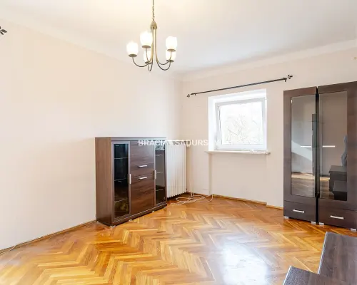 Dwupokojowe mieszkanie przy Hali Targowej