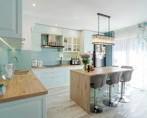 4 pokoje | 91,6 m² | Ogródek | 2 miejsca postojowe
