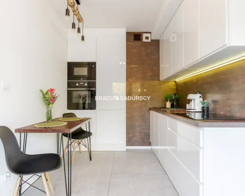 Apartament | Wysoki standard | 2 miejsca postojowe