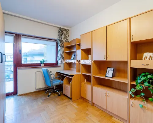 BOBRZYŃSKIEGO | 2 POK  | OSIEDLE ZAMKNIĘTE