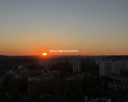 Bronowice Salwator Tower 13 piętro widok balkon