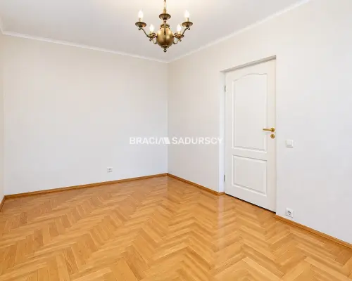 Trzy pokoje | Znakomity stan | Do wejścia | 74m2