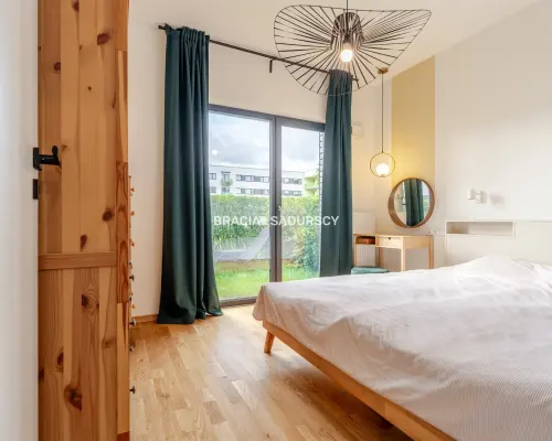 Bronowice - Wizjonerów, 3 pokoje balkon ogródek