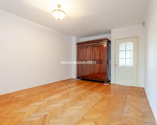 3 pokojowe z garażem