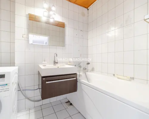 2 pokoje umeblowane, ciche, po remoncie