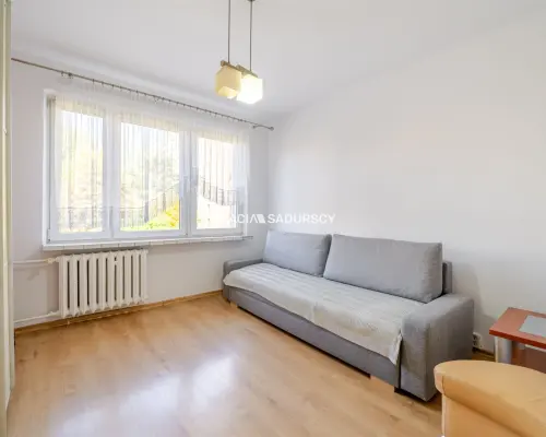 2 pokoje umeblowane, ciche, po remoncie