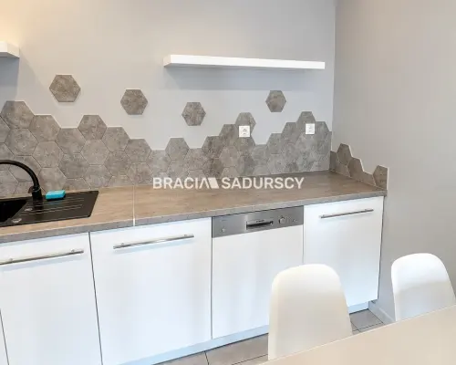 3-pokojowe mieszkanie z balkonem | Żabiniec