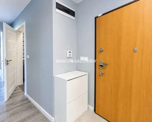 3-pokojowe mieszkanie z balkonem | Żabiniec