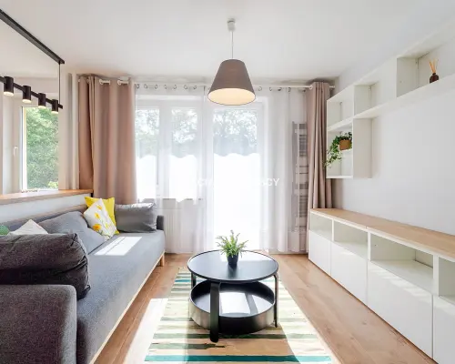 2 POKOJE | 38 m² | WYSOKI STANDARD | PO GENERALNYM REMONCIE | BALKON | PARKING |  KRAKÓW, UL UŁANÓW -REJON U