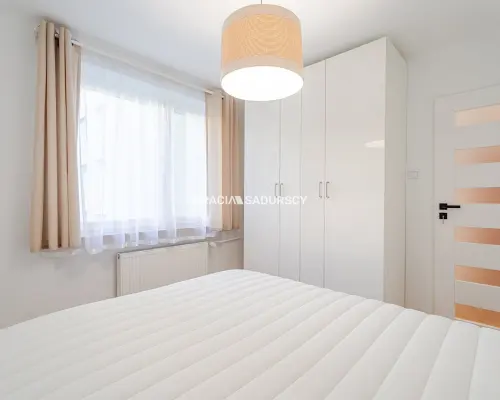 2 POKOJE | 38 m² | WYSOKI STANDARD | PO GENERALNYM REMONCIE | BALKON | PARKING |  KRAKÓW, UL UŁANÓW -REJON U