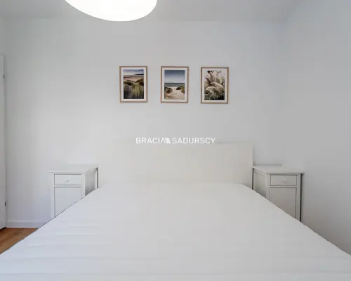 2 POKOJE | 38 m² | WYSOKI STANDARD | PO GENERALNYM REMONCIE | BALKON | PARKING |  KRAKÓW, UL UŁANÓW -REJON U