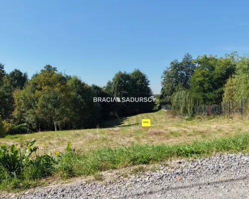 DZIAŁKA BUDOWLANA UZBROJONA PRZY WIELICZCE 32 ARY