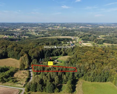 DZIAŁKA NA SPRZEDAŻ - CHRONÓW, GMINA NOWY WIŚNICZ     Cena: 125 000 zł     Powierzchnia: 25,97 ara (2 597 m²) Numer dział