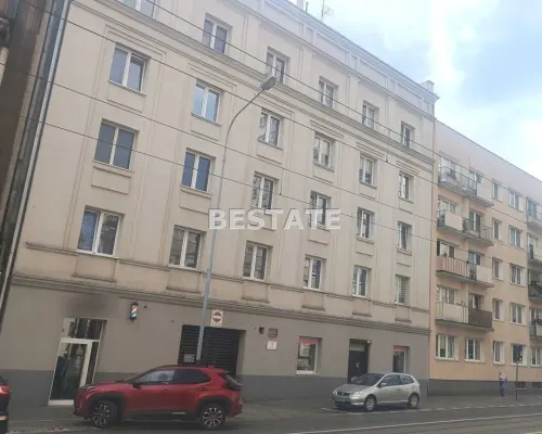 Widne M3, po remoncie, frontowa część kamienicy