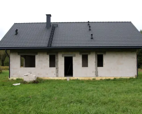 Dom w otoczeniu lasu | działka 2400 m²
