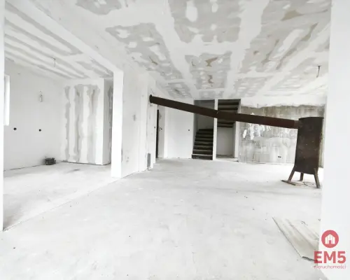 Dom wolnostojący 160 m² blisko jeziora i lasu