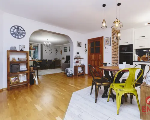 Dom 247 m², 9 pokoi, garaż i sauna – Suwałki