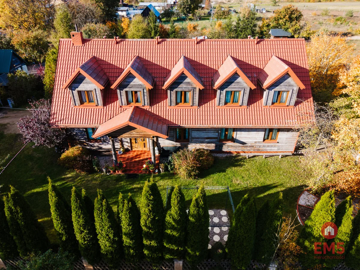 Dom drewniany 230 m² z 5 pokojami i salą na 40 osób