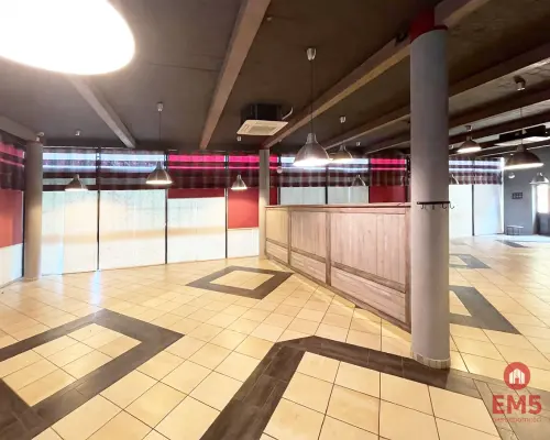 Budynek 800 m2  handel-usługi-produkcja
