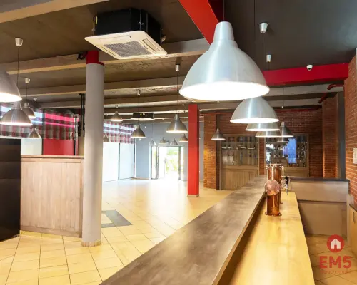 Budynek 800 m2  handel-usługi-produkcja