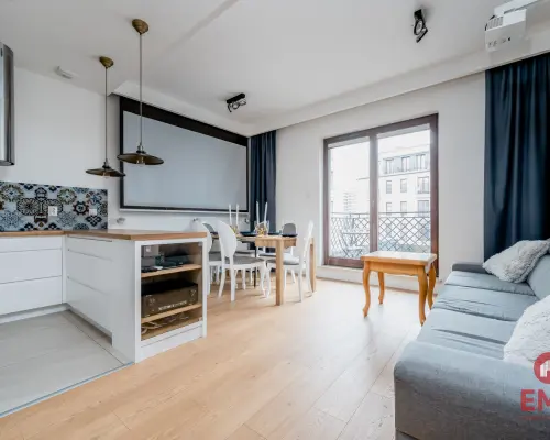 Apartament premium z kinem domowym – Młynowa