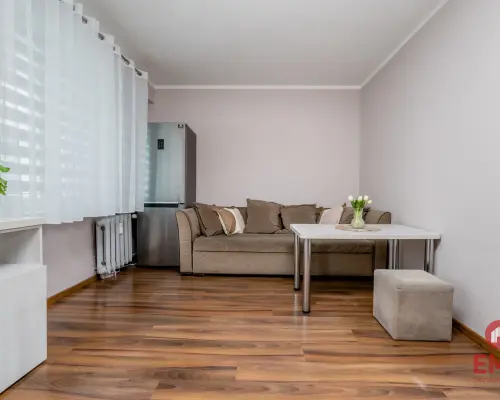Zadbane 2 pokoje, pierwsze piętro