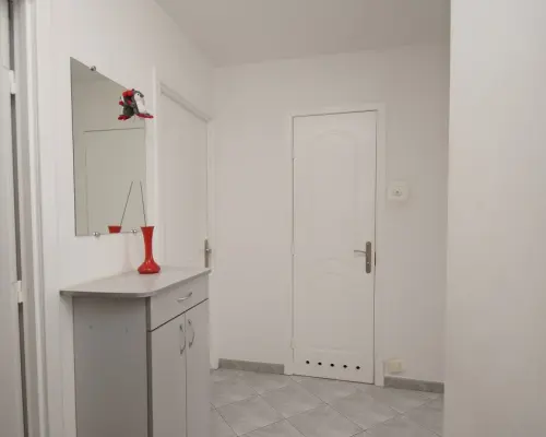 Pokój Waszyngtona, blisko UMB