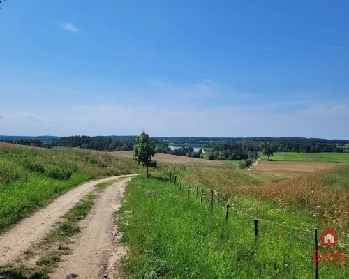Działka nad jeziorem w gminie Stare Juchy.