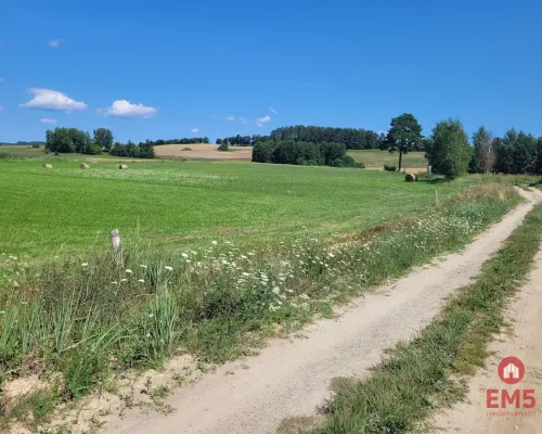 Działka nad jeziorem w gminie Stare Juchy.