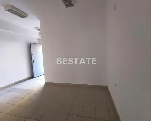 Lokal usługowo-handlowy w centrum Obornik Śl.