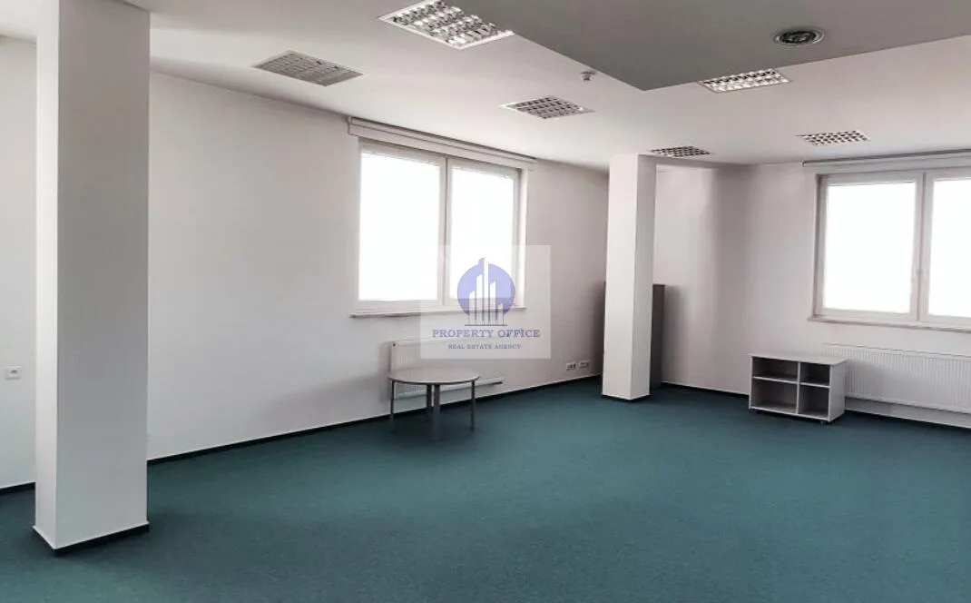 Włochy: lokal biurowy 620m2 do wynajęcia
