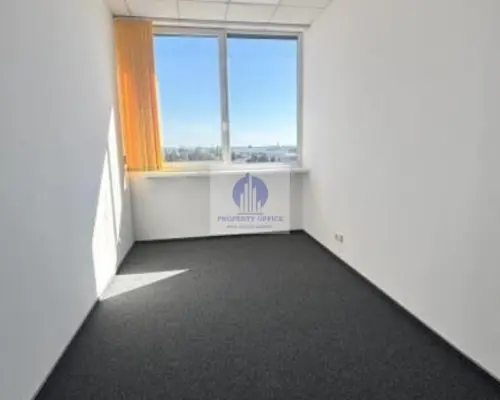 Włochy: lokal biurowy 14,30 m2 do wynajęcia