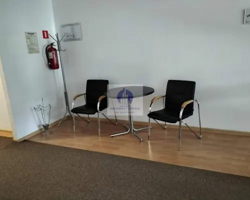 Mokotów: lokal biurowy 18m2 do wynajęcia