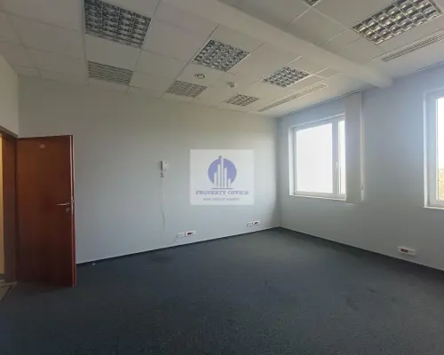 Mokotów: lokal biurowy 31,59 m2 do wynajęcia
