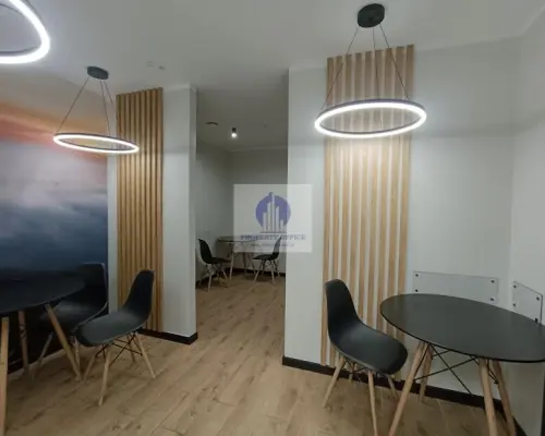 Śródmieście: lokal biurowy 14,87 m2 do wynajęcia