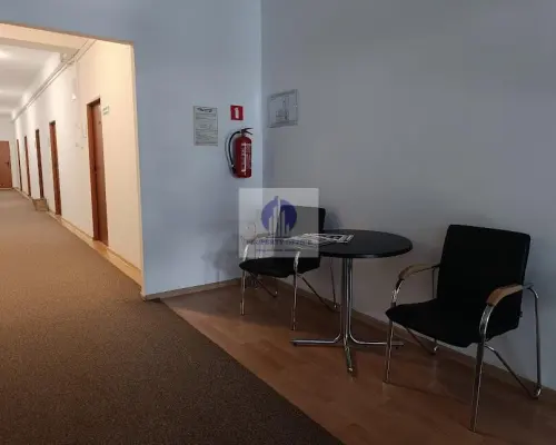 Mokotów: lokal biurowy 15,71m2 do wynajęcia