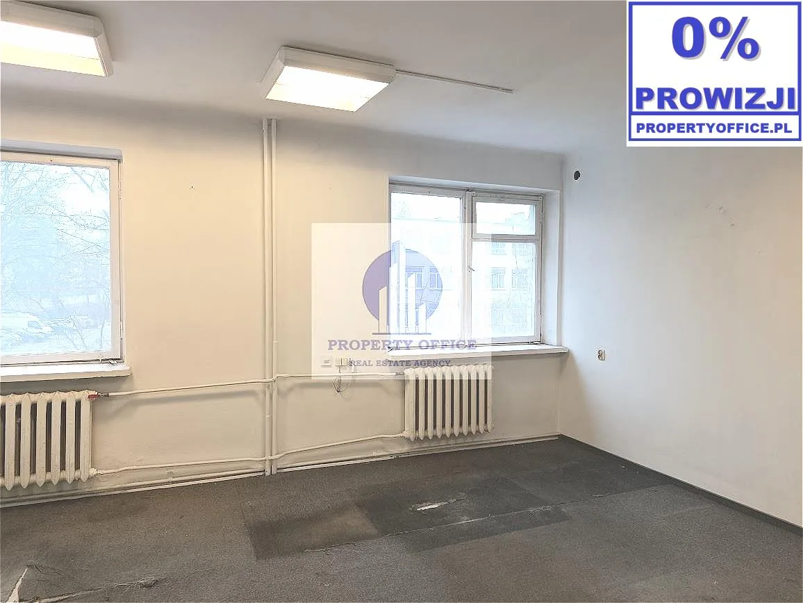 Włochy: lokal biurowy 28,60m2 do wynajęcia