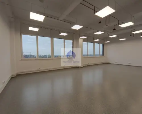 Włochy: lokal biurowy 91,30 m2 do wynajęcia