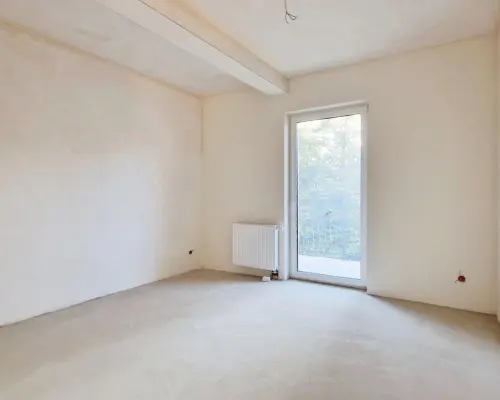 Pabianice - lokal 4 pok. 78,72 m2 ul. Warszawska