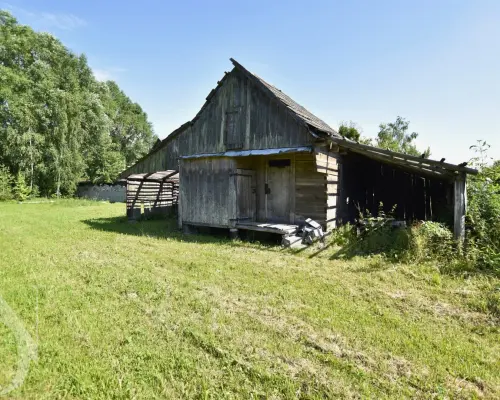 Siedlisko z dużą działką 5986 m² Czyże
