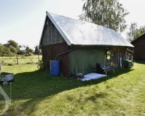 Dom po remoncie + 4300 m² działki – Mikulicze
