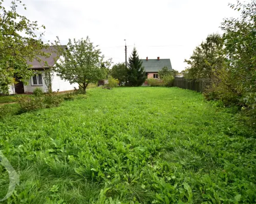 Dom z działką 672 m² i gospodarczym NIŻSZA CENA!