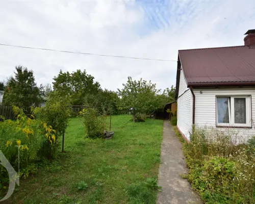Dom z działką 672 m² i gospodarczym NIŻSZA CENA!