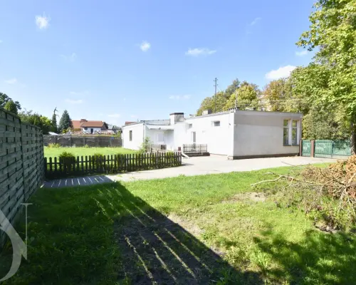 Lokal usługowy 220 m² + magazyn 40 m² Hajnówka
