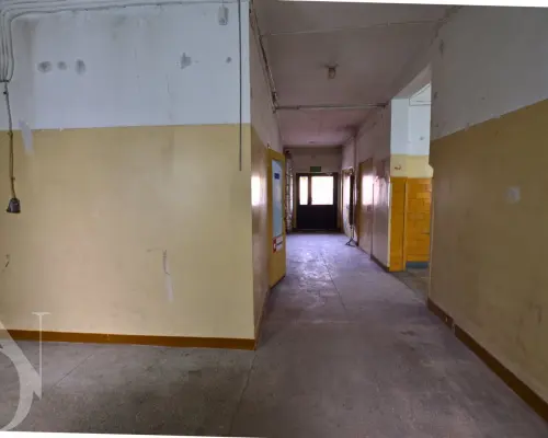 Hala 300 m² | centrum | parking | rampa | piwnica