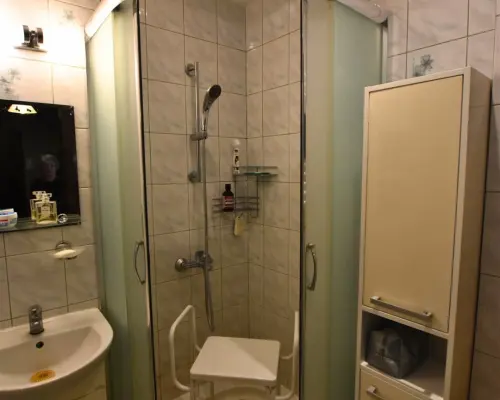 Urokliwe mieszkanie na 1p os LIPOWA